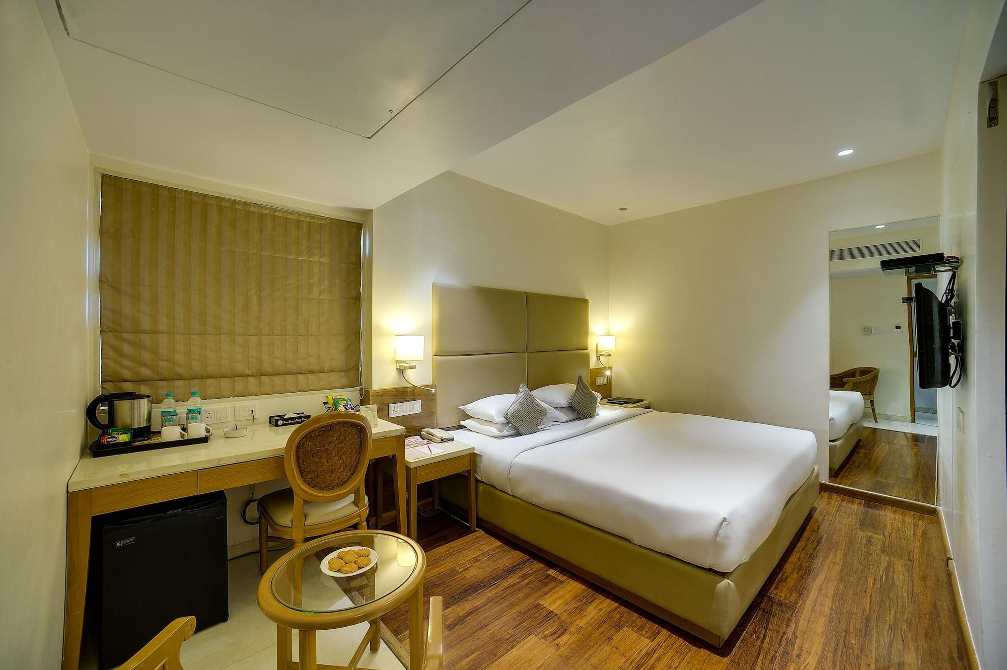 Hotel Ramee Guestline Khar Mumbai