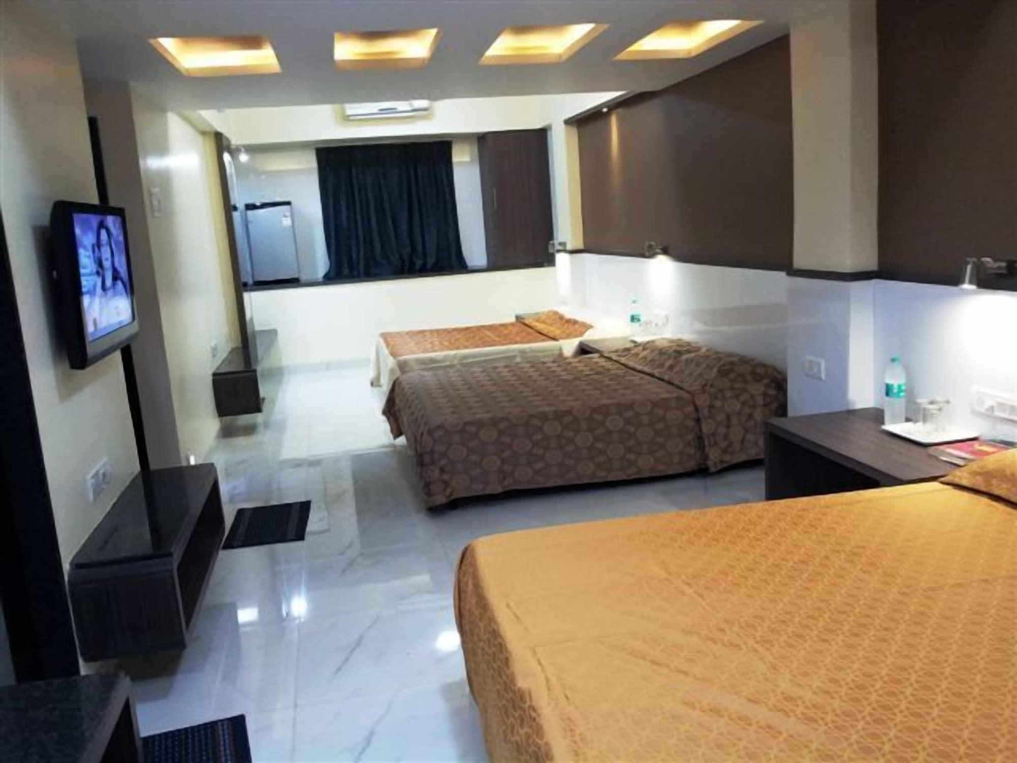 Unicontinental Hotel 2*