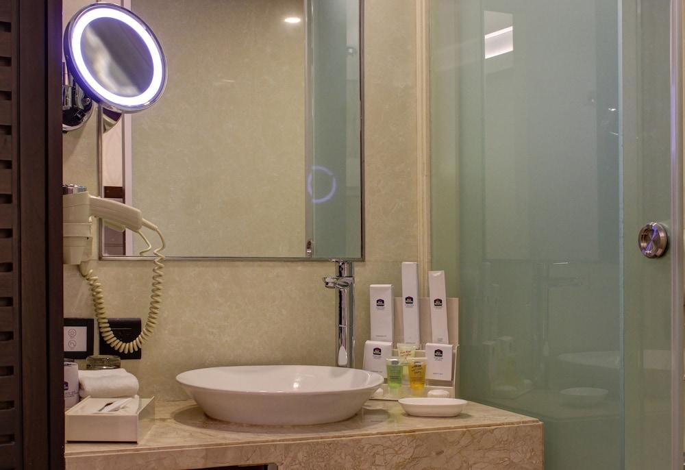 Hotel The Sahil