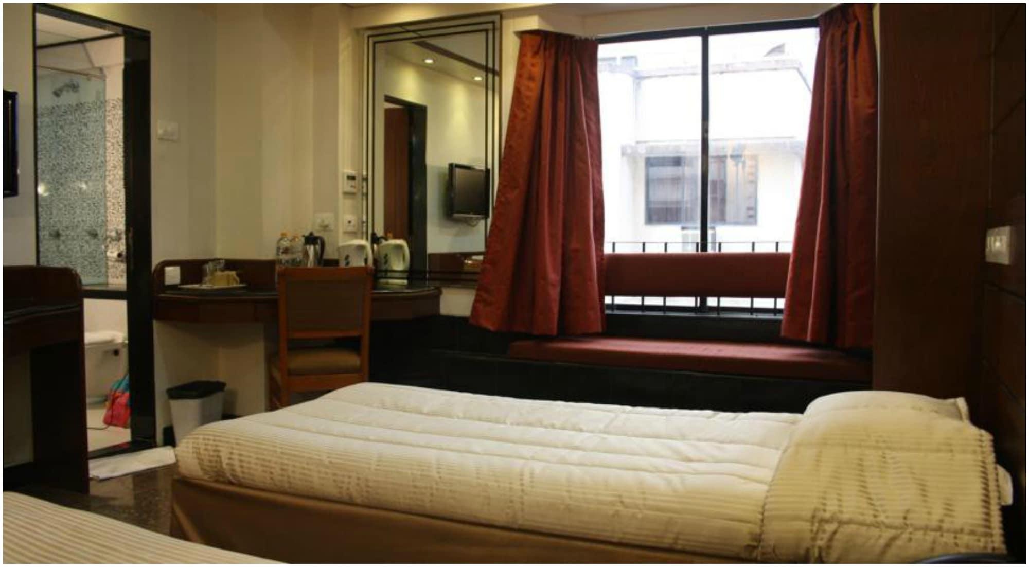 Hotel Karl Residency 3*