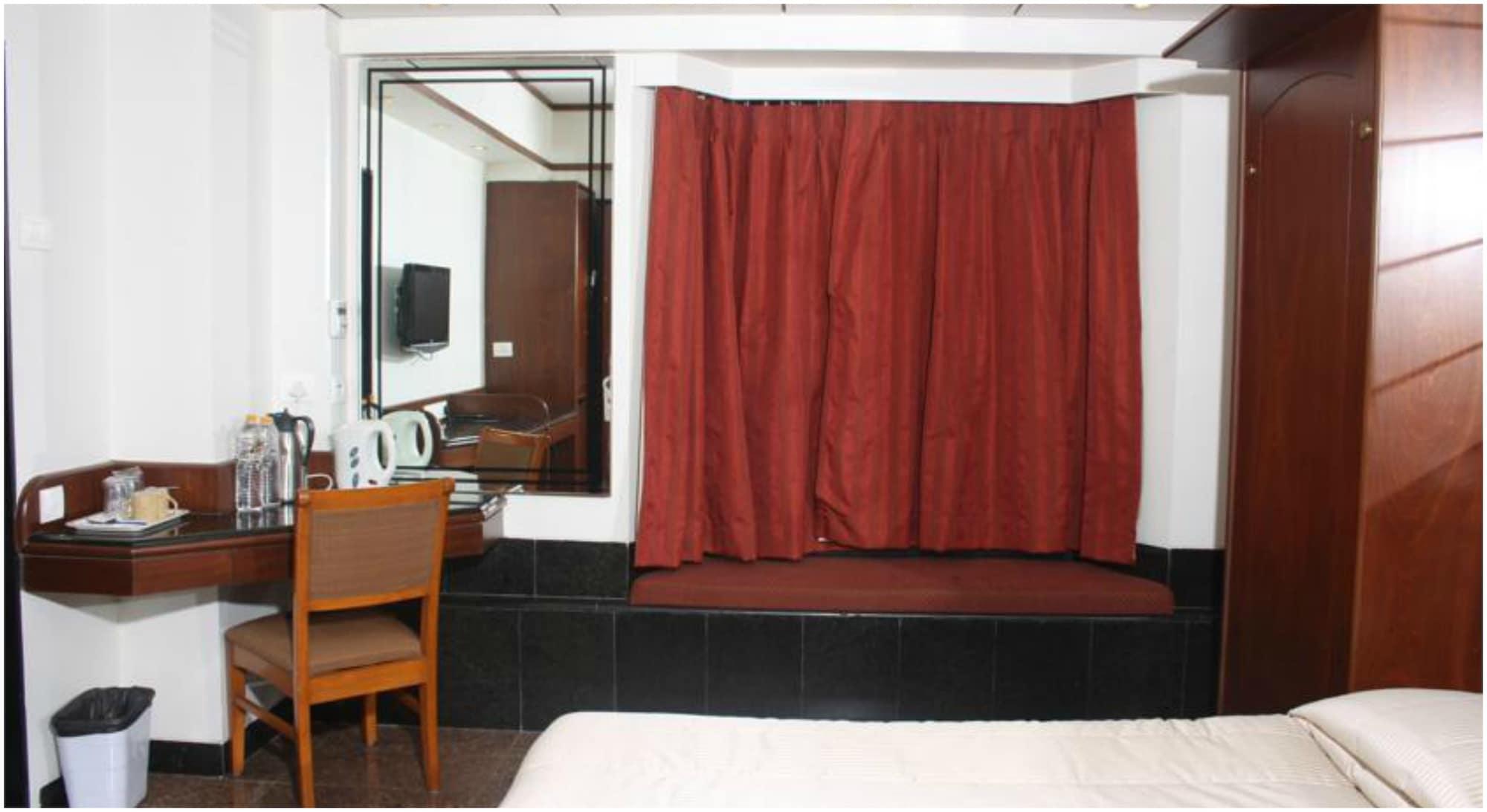 Hotel Karl Residency 3*