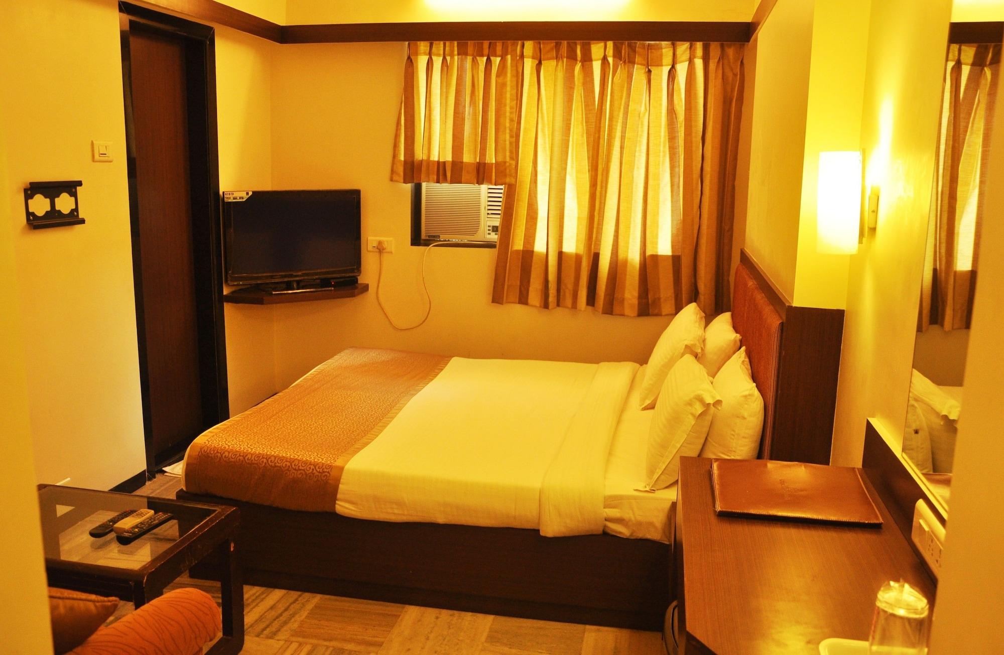 Hotel Avon Ruby Dadar 3*