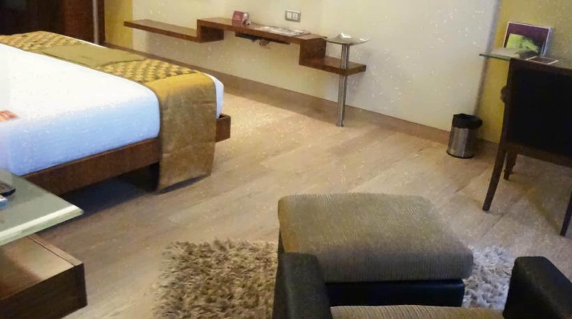 Mirage Hotel, International Airport Hotel Mumbai