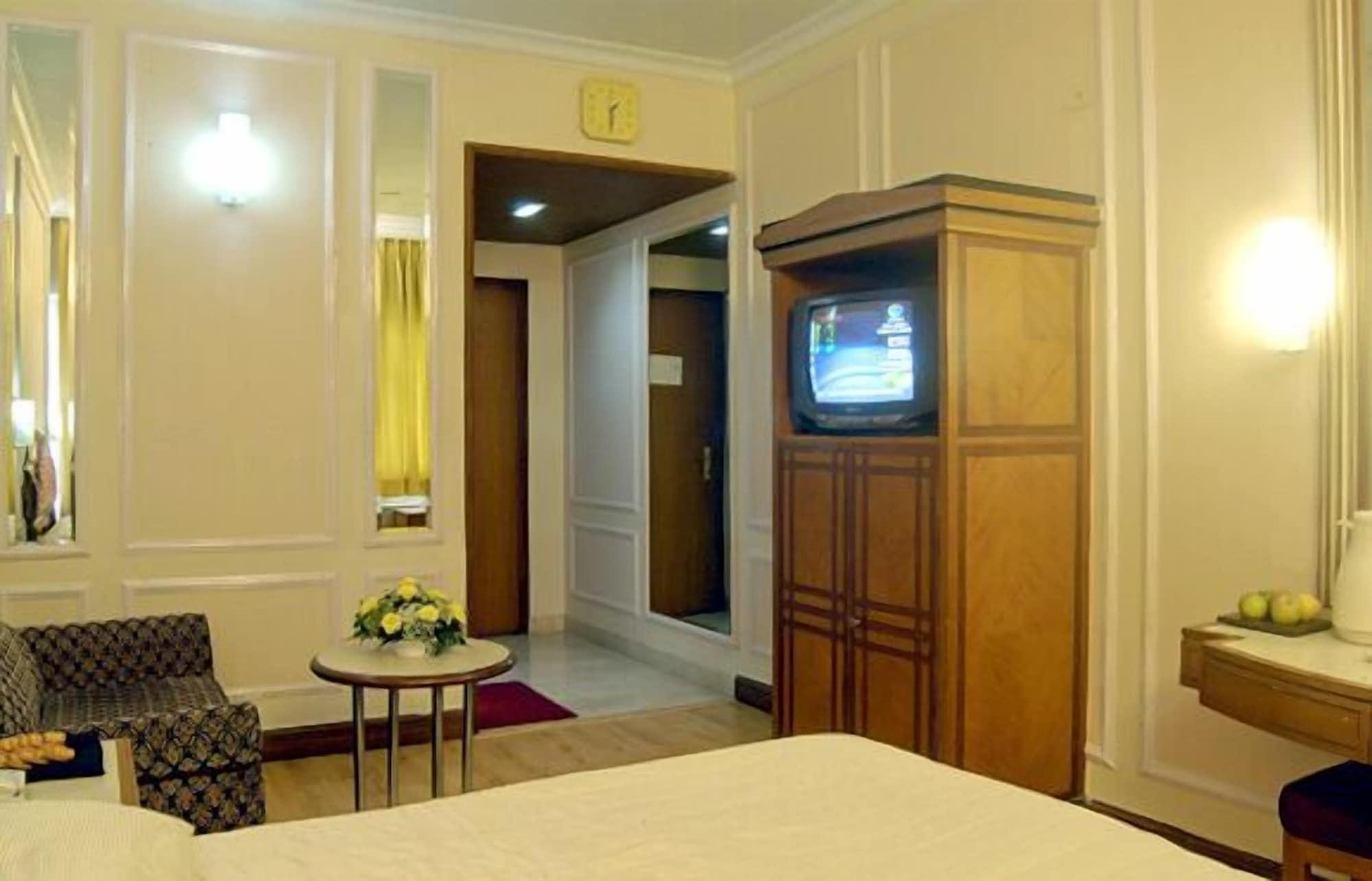 Regency Hotel 3*