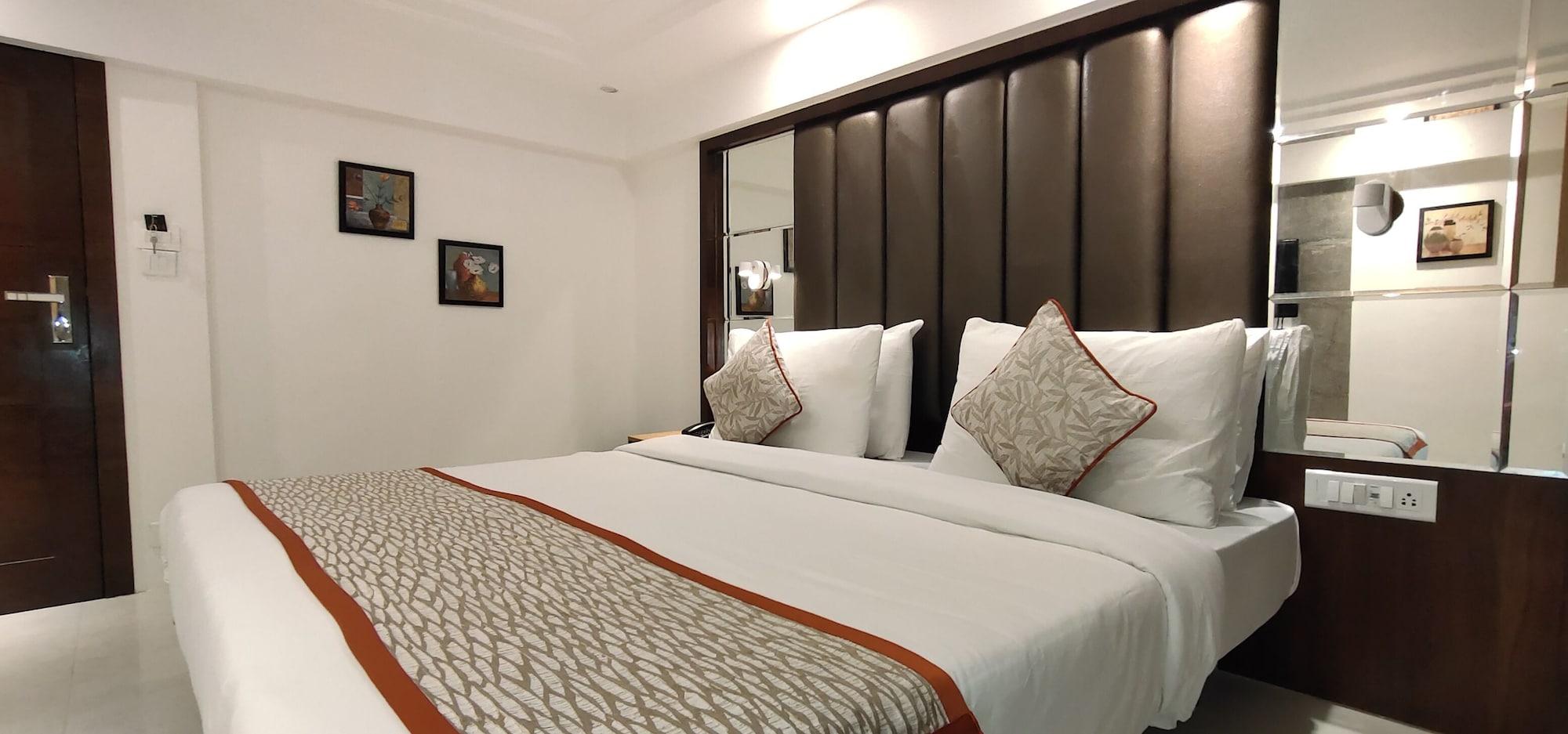 Supreme - Cuffe Parade