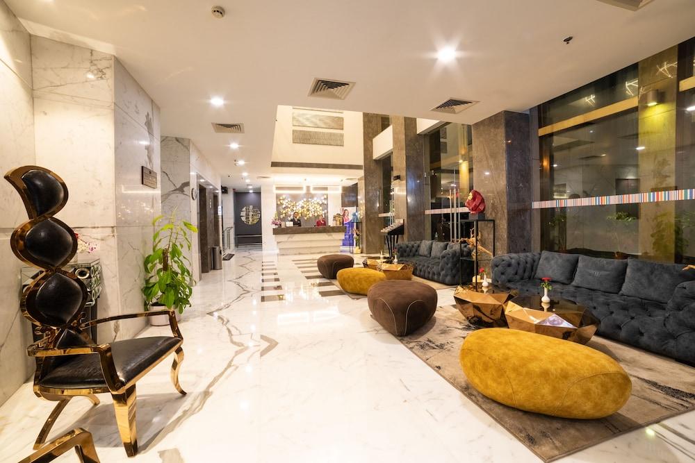 Lemon Tree Premier, Malad, 4* Mumbai