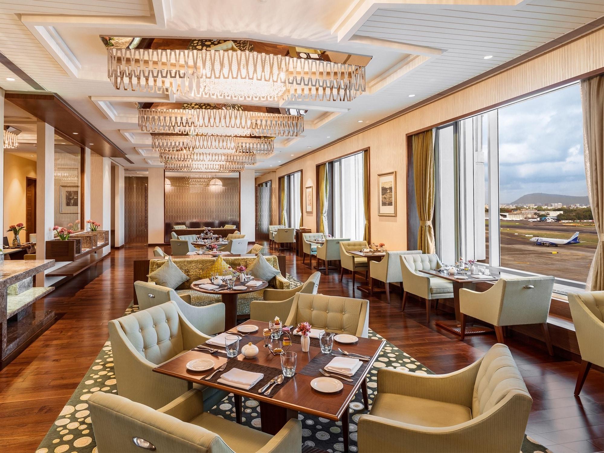 Taj Santacruz 5*