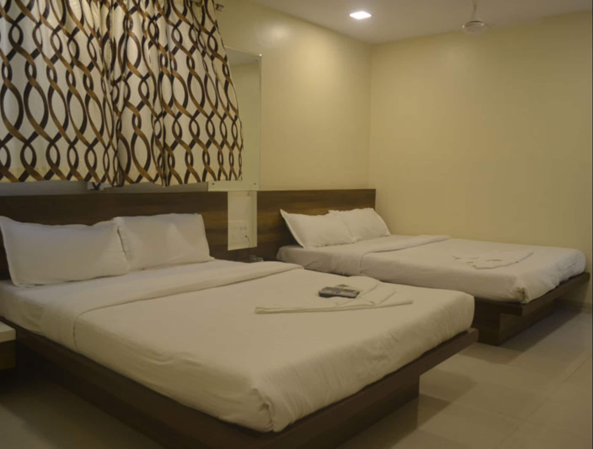 Hotel Super Collection O Airport Metro Andheri East Mumbai