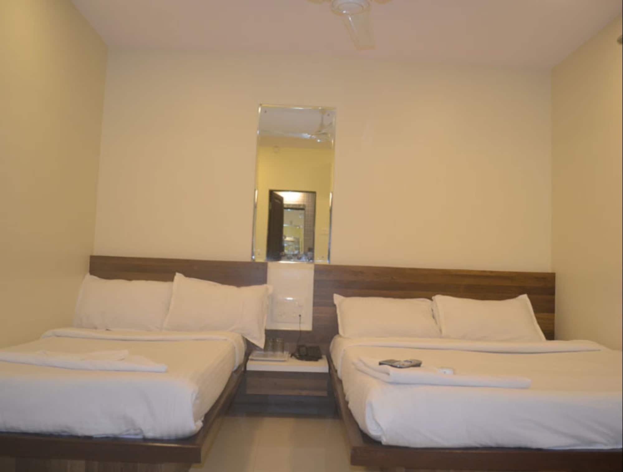Super Collection O Airport Metro Andheri East Mumbai