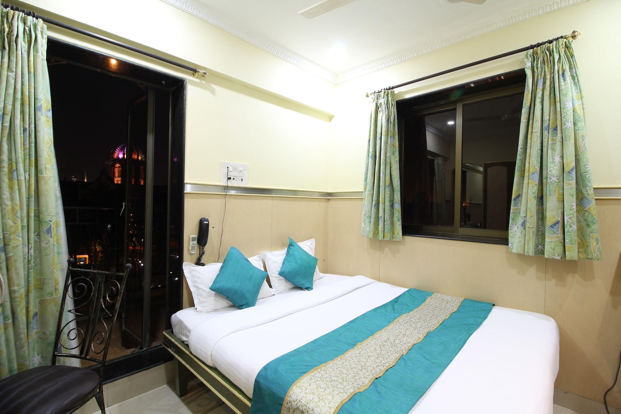 Palace Hotel Mumbai