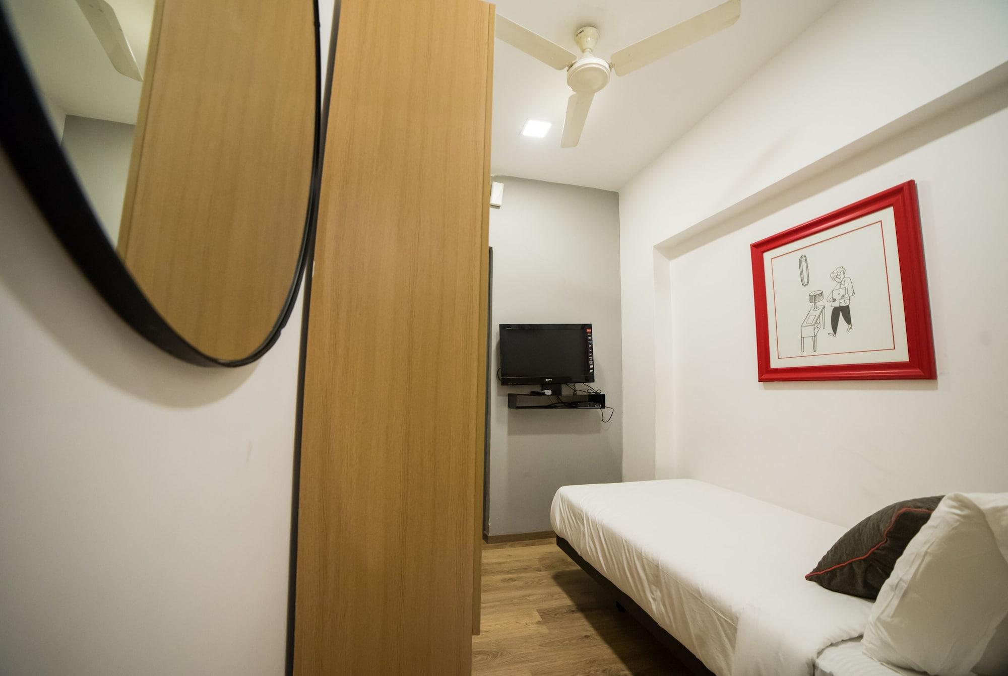 Hotel Fabexpress Highway Residency Mumbai