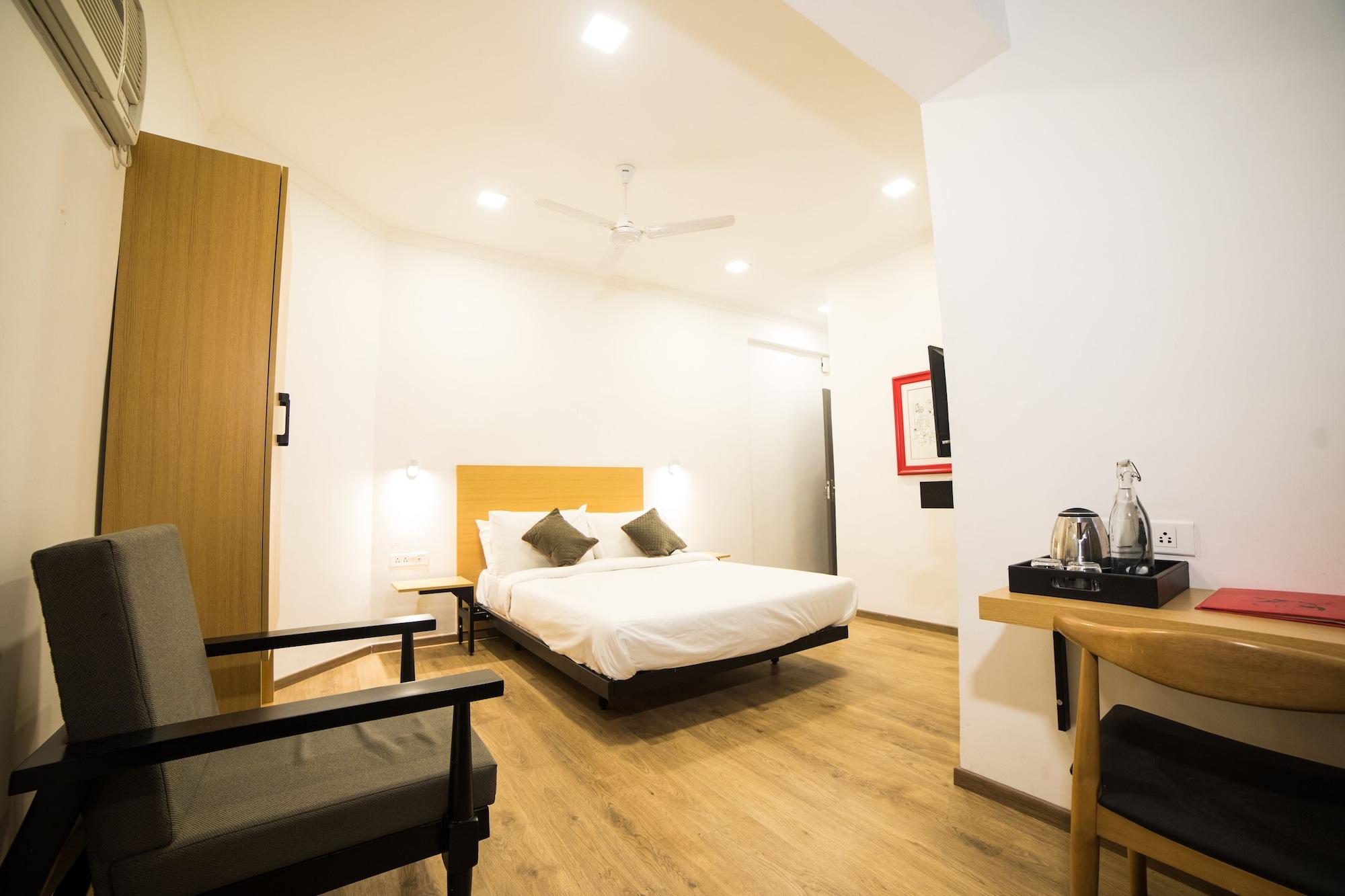 Fabexpress Highway Residency Hotel 3*