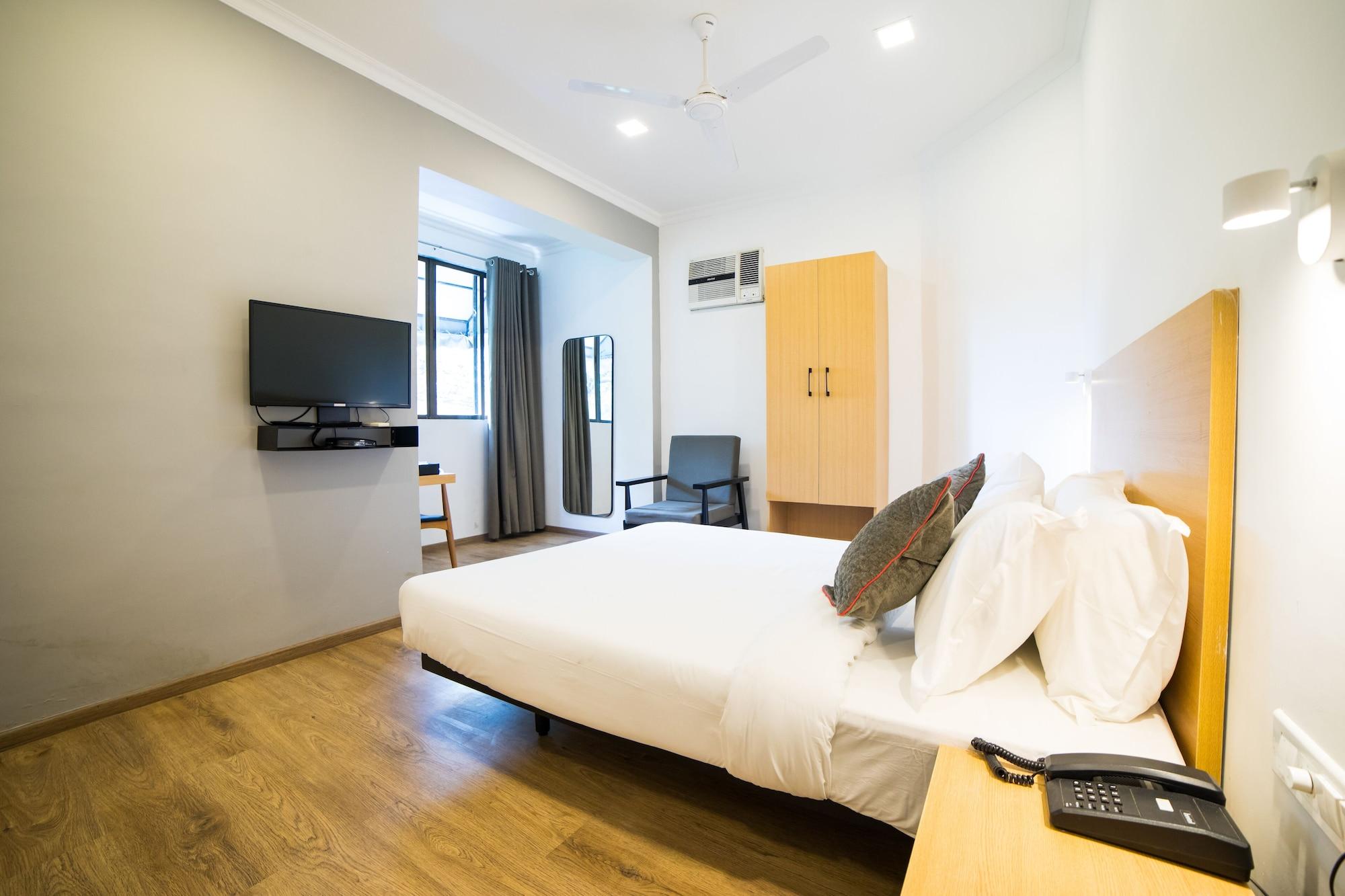 Hotel Fabexpress Highway Residency Mumbai