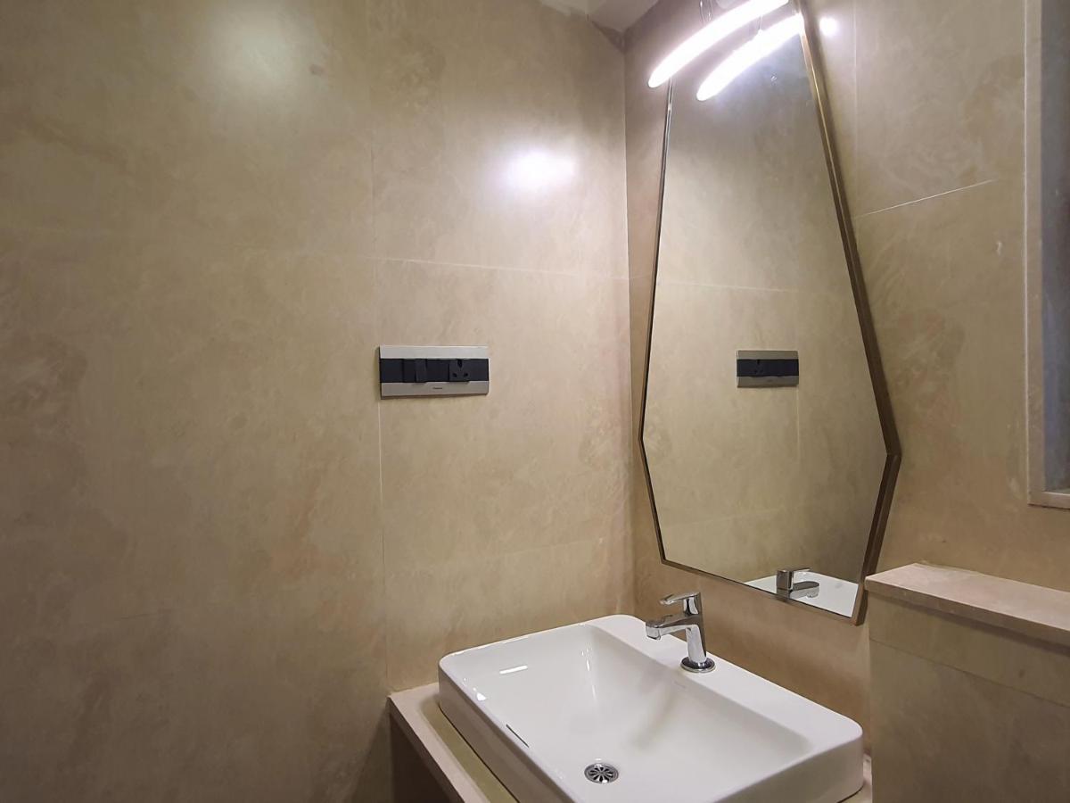 Osi Bkc Kurla West Apartment *