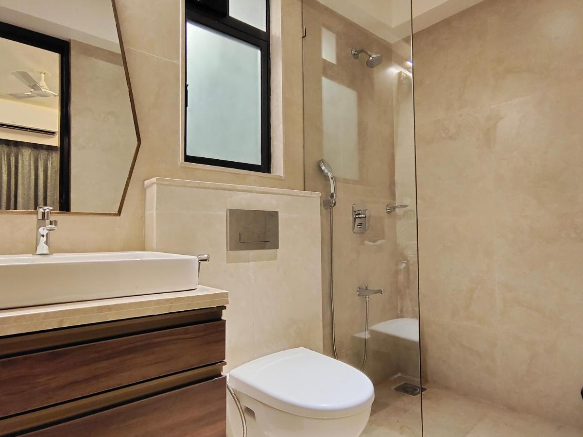 Apartment Osi Bkc Kurla West Mumbai