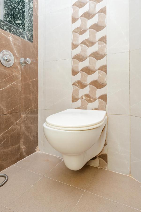 Al Moazin 2* Mumbai