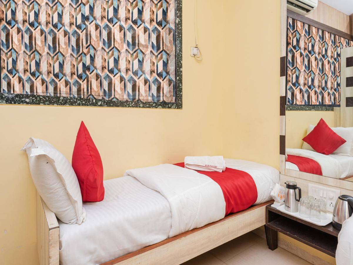 Hotel Al Moazin Mumbai