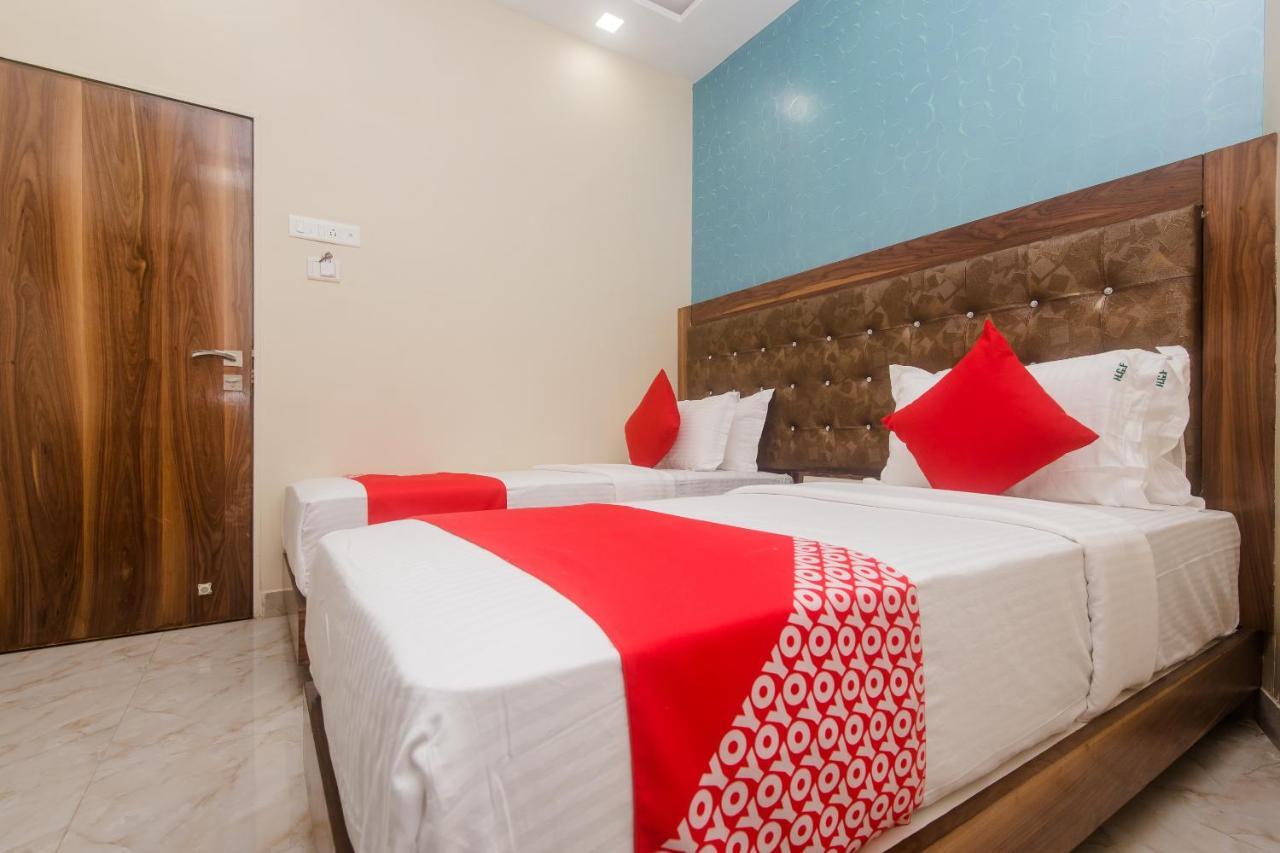 O Greenforest Near Airport Road Metro Station 3* Mumbai