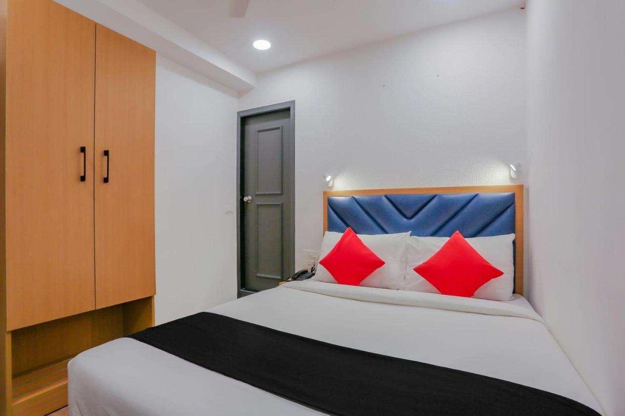 Oyo Townhouse 594 City Avenue Hotel