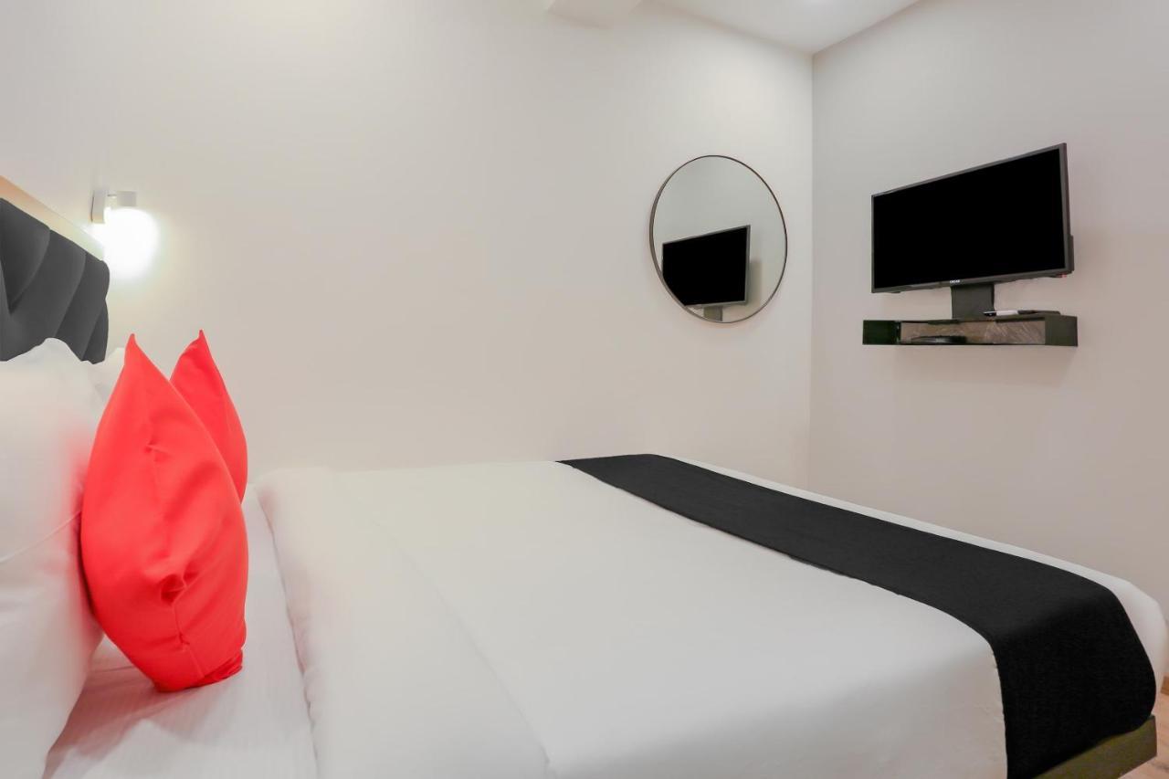Oyo Townhouse 594 City Avenue Hotel 4*