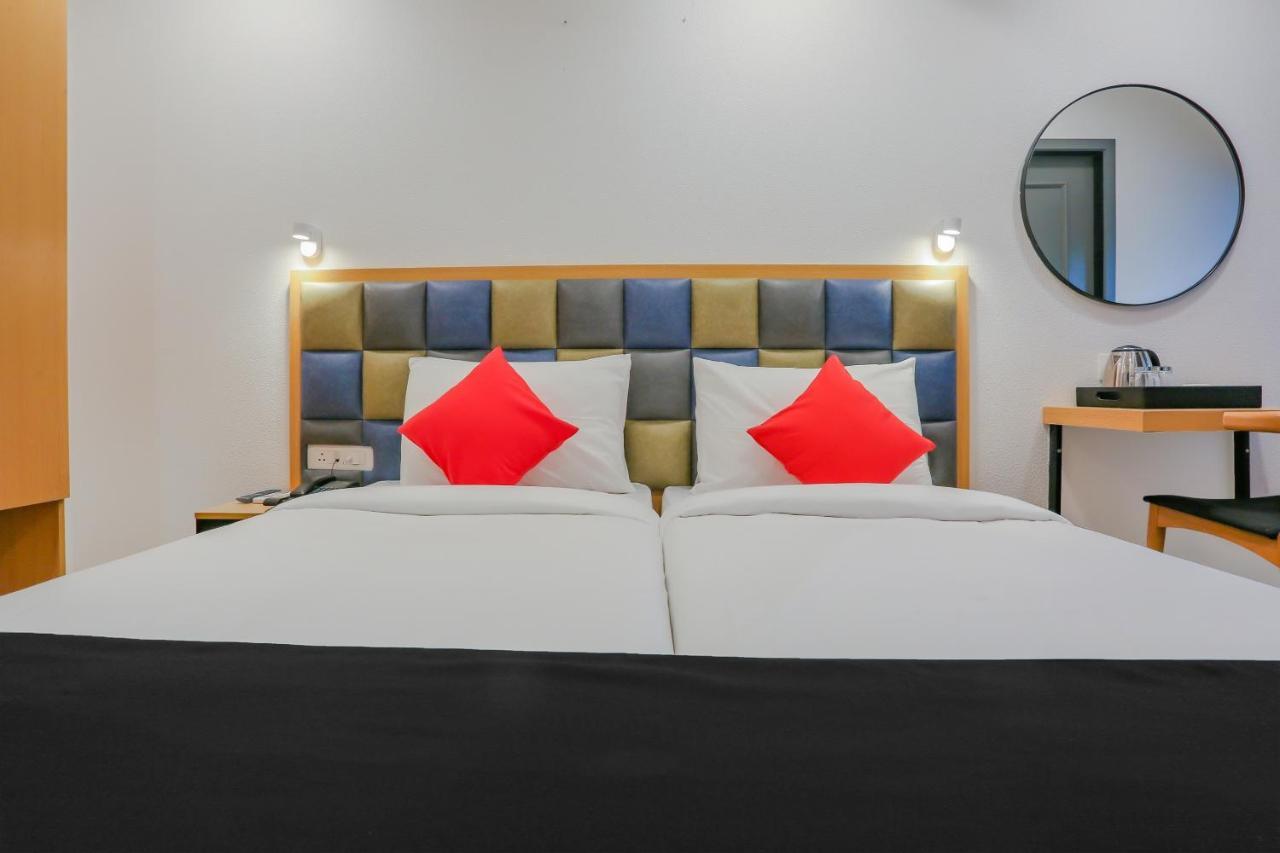 Hotel Oyo Townhouse 594 City Avenue Mumbai