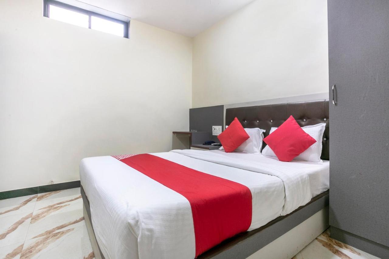 Hotel A S 3*