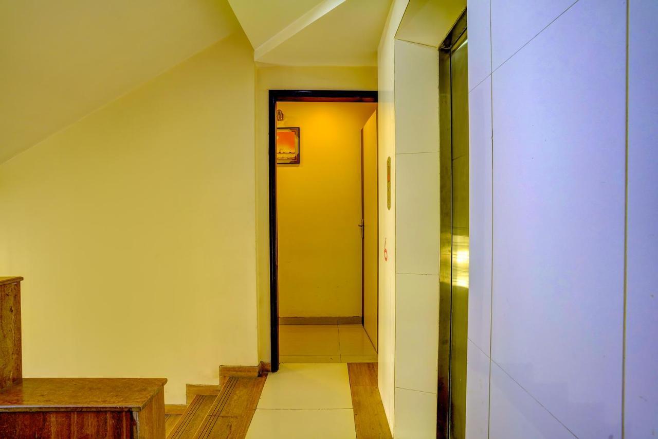 Collection O 81162 Whitefield Hotel