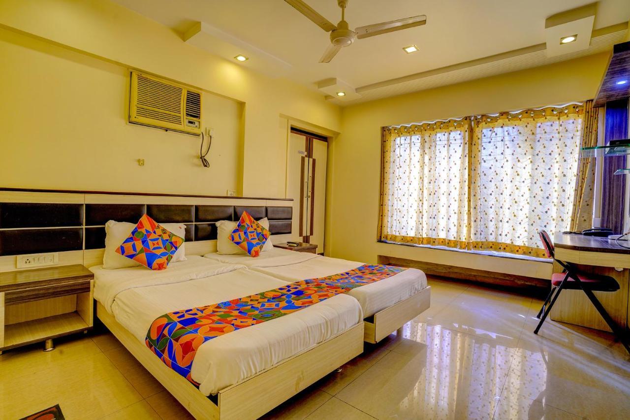 Collection O 81162 Whitefield Hotel 3*