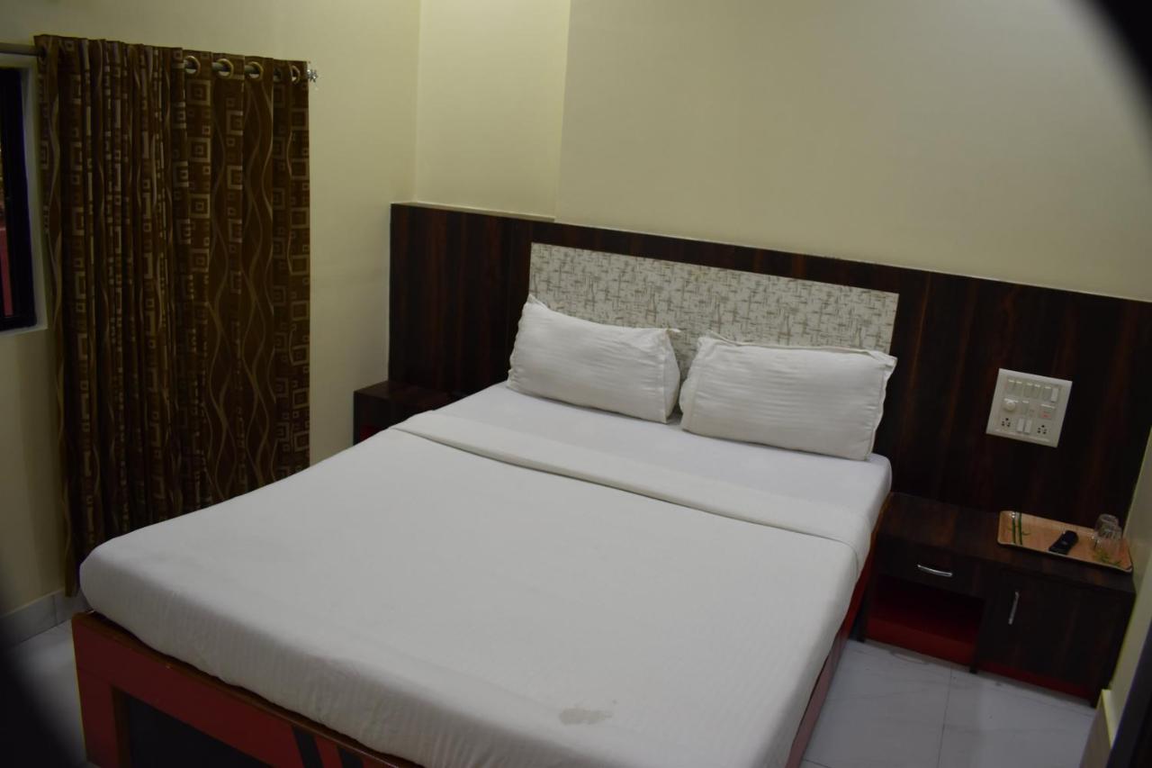 Hotel Sea View - Near Taj Mumbai