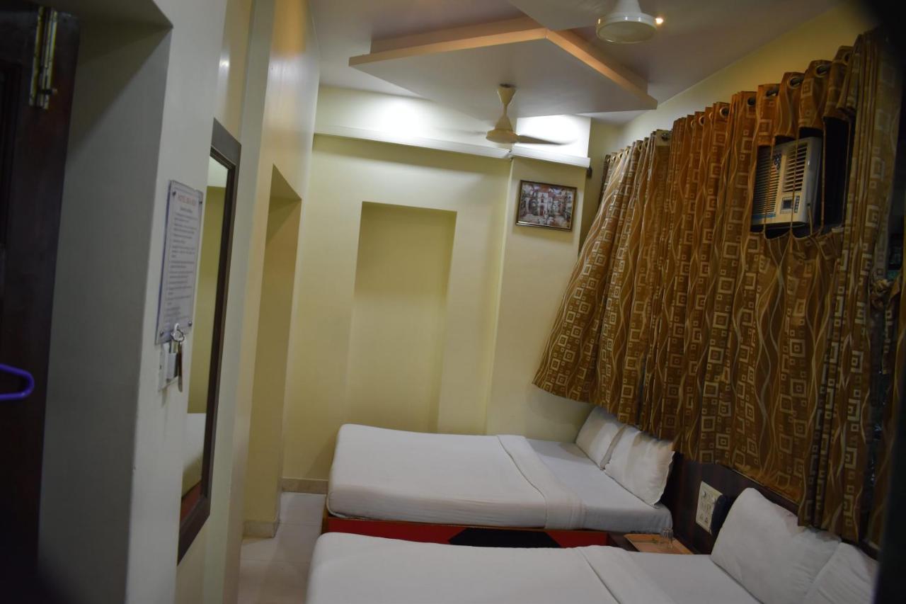 Sea View - Near Taj Hotel 3*