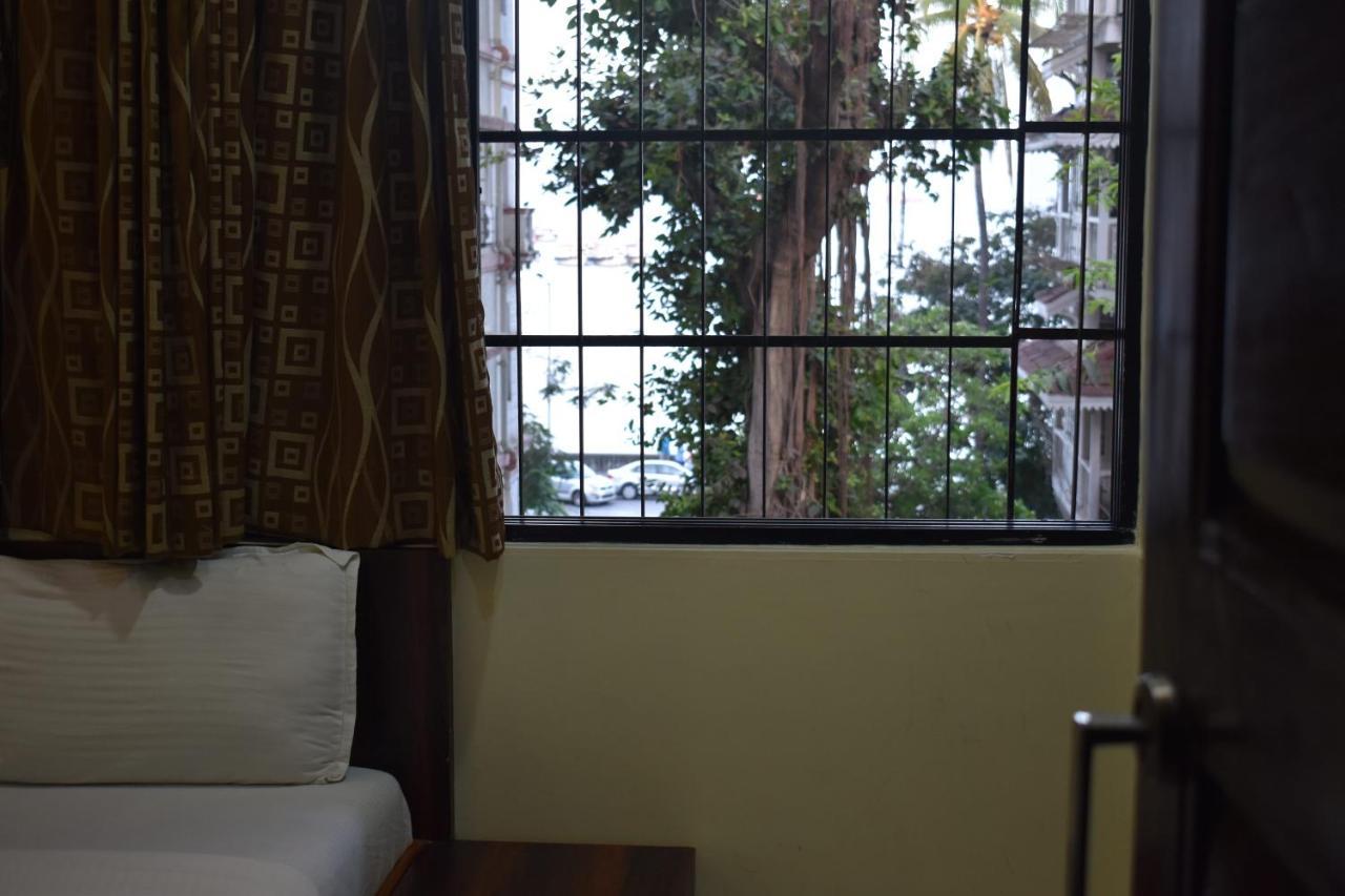 Sea View - Near Taj Hotel
