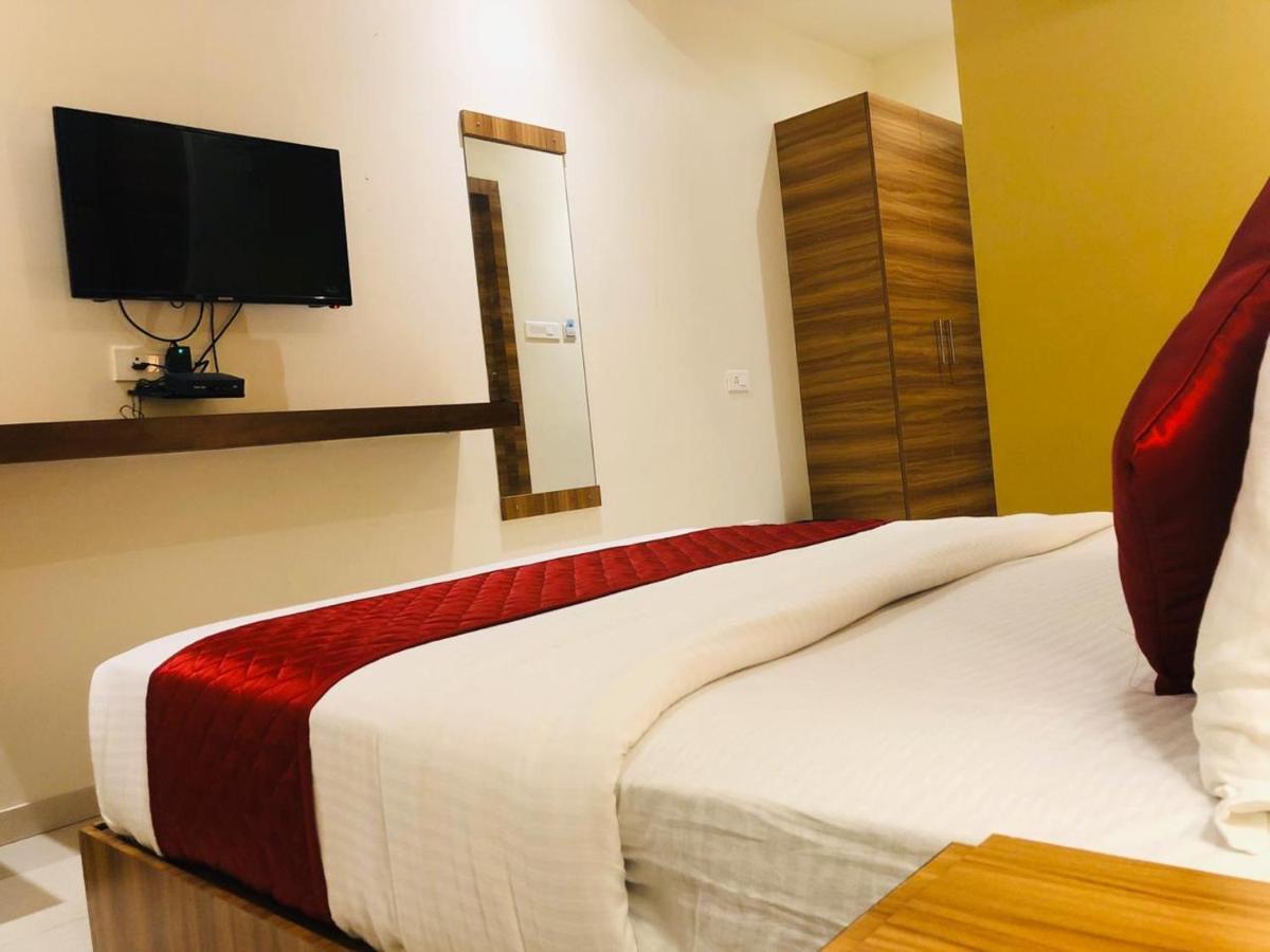 Universal Garden - Near Barc, Chembur 3* Mumbai