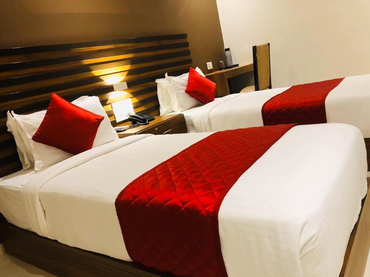 Universal Garden - Near Barc, Chembur Hotel Mumbai