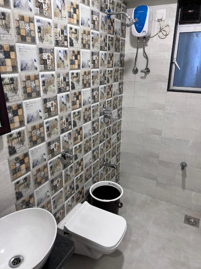 Pinaki Comfort Stay, Parle Apartment *