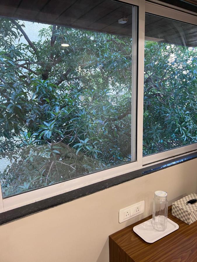 Pinaki Comfort Stay, Parle Apartment