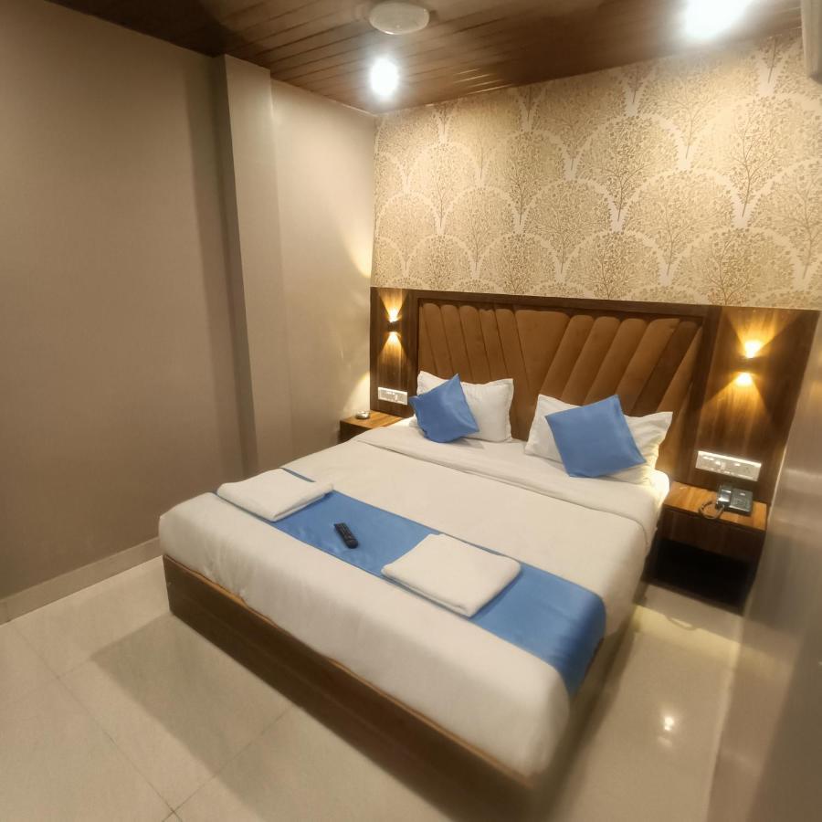 Home Stay 3* Mumbai