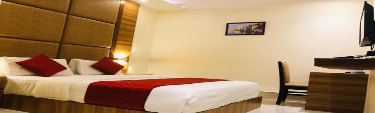 Universal Garden - Near Barc, Chembur Mumbai