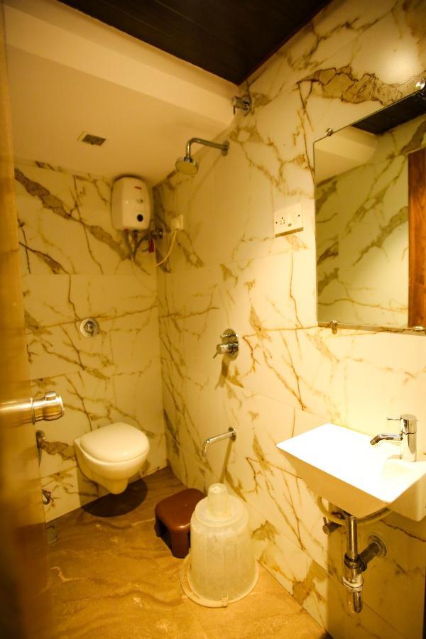 Hotel Garden Creek Residency - Near To International Airport Mumbai