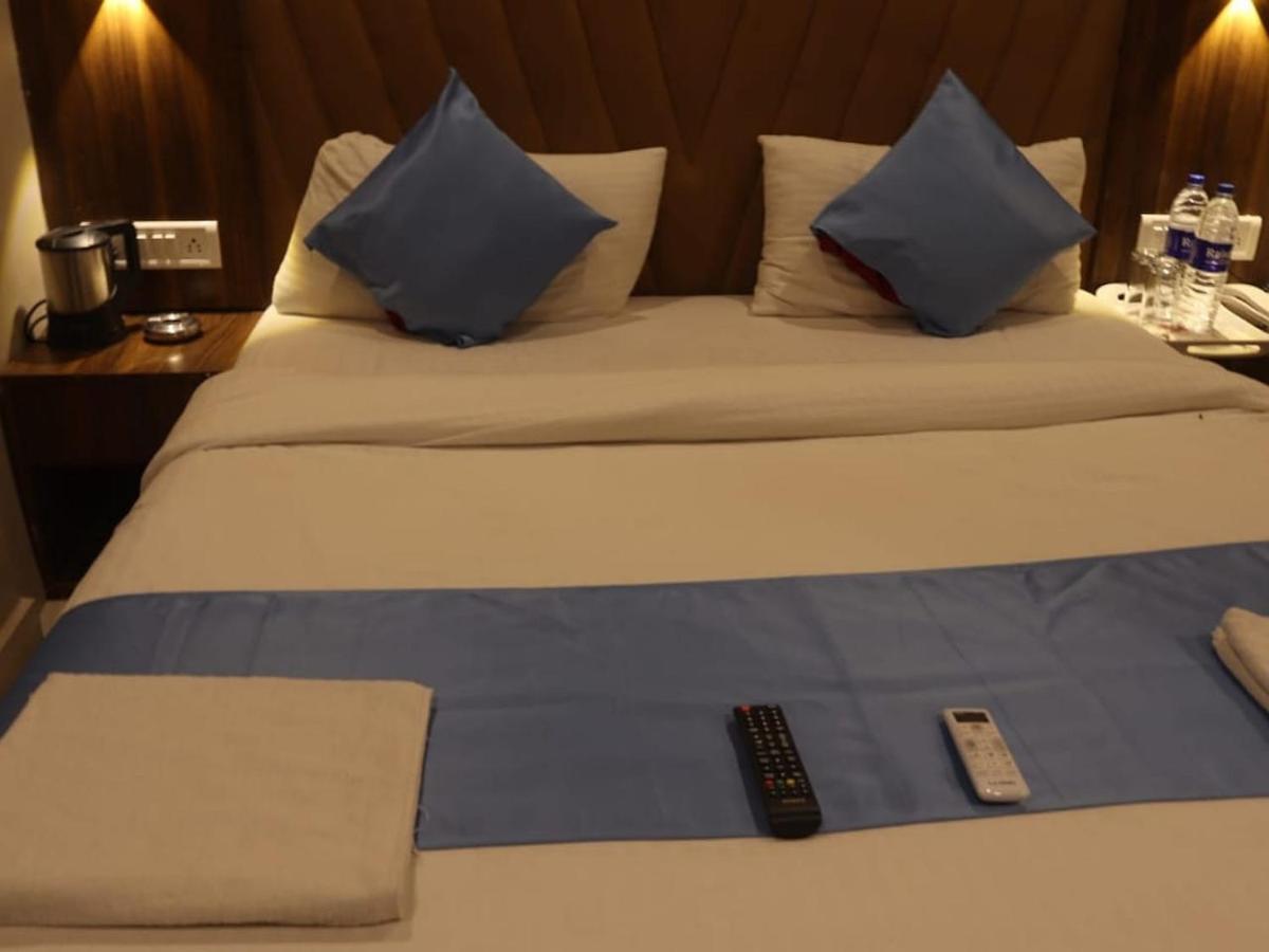Home Stay 3* Mumbai