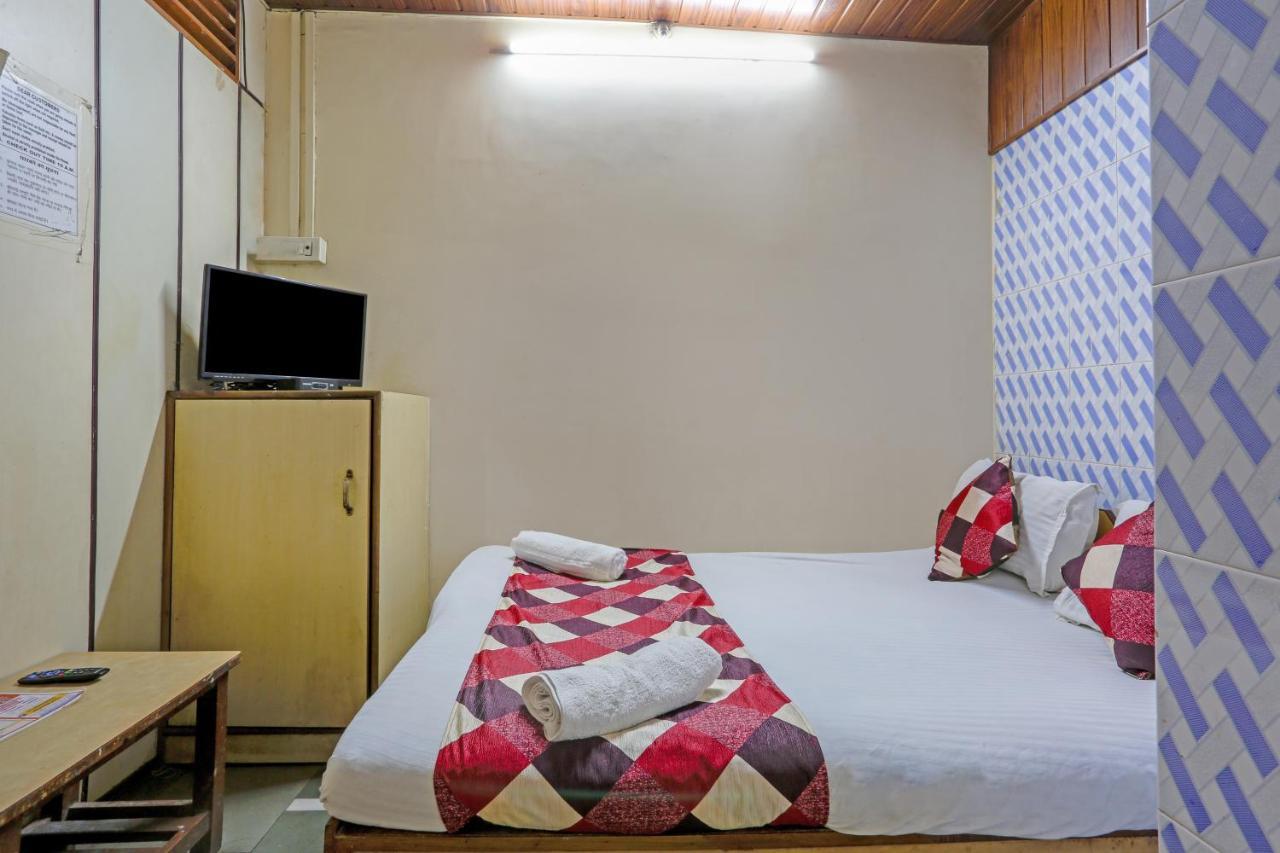 Golden Plaza Hotel *