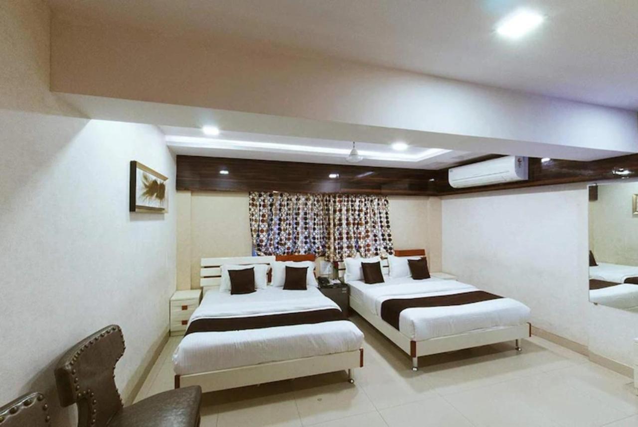 Fabhotel Annex Executive Hotel *
