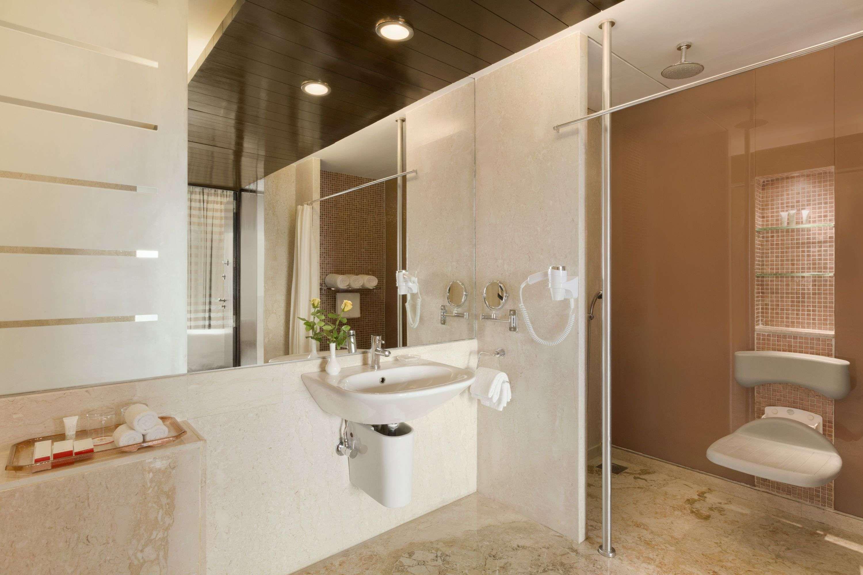 Ramada Powai & Convention Centre Hotel Mumbai