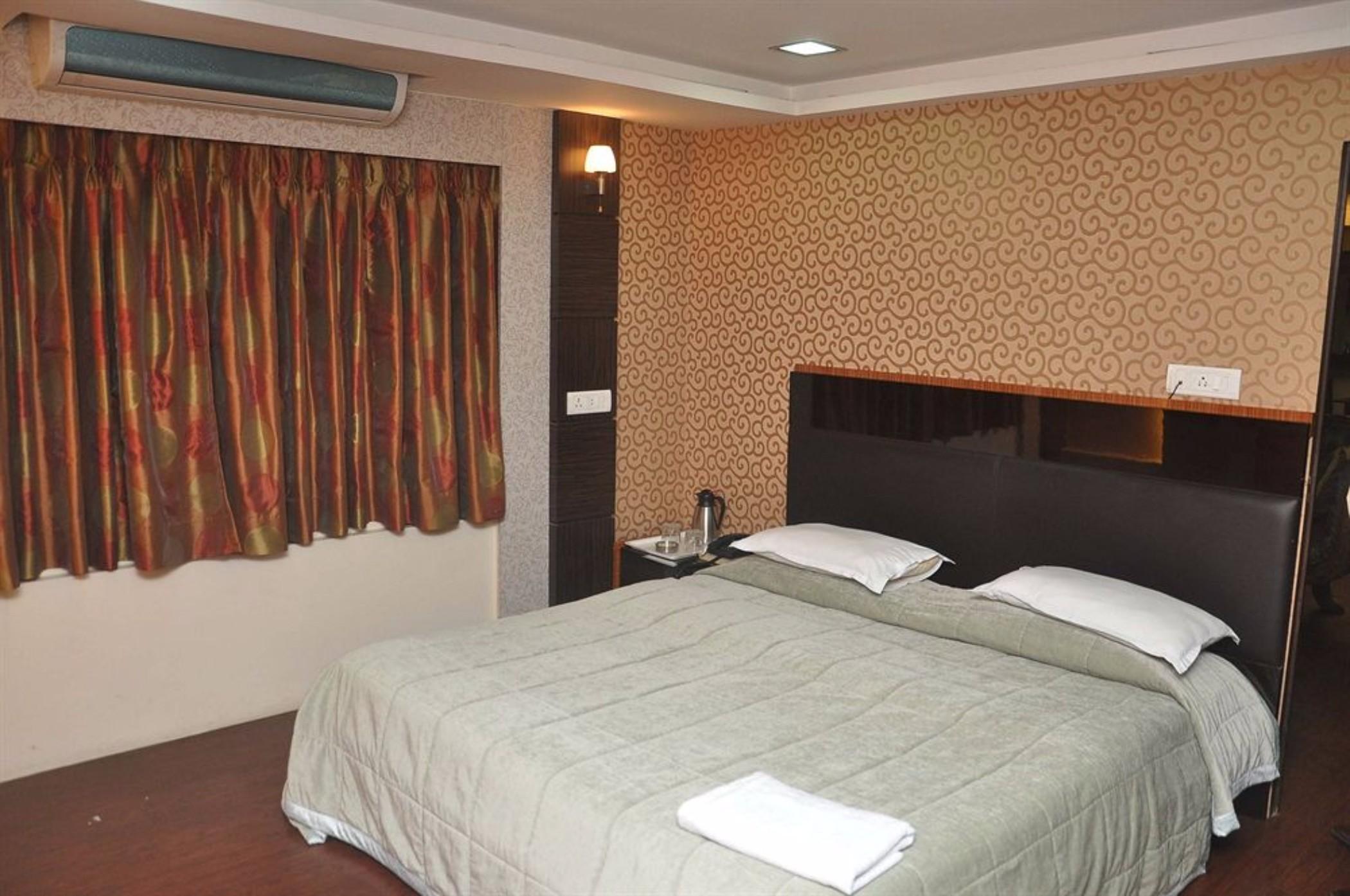 Hotel Metro Palace 3*