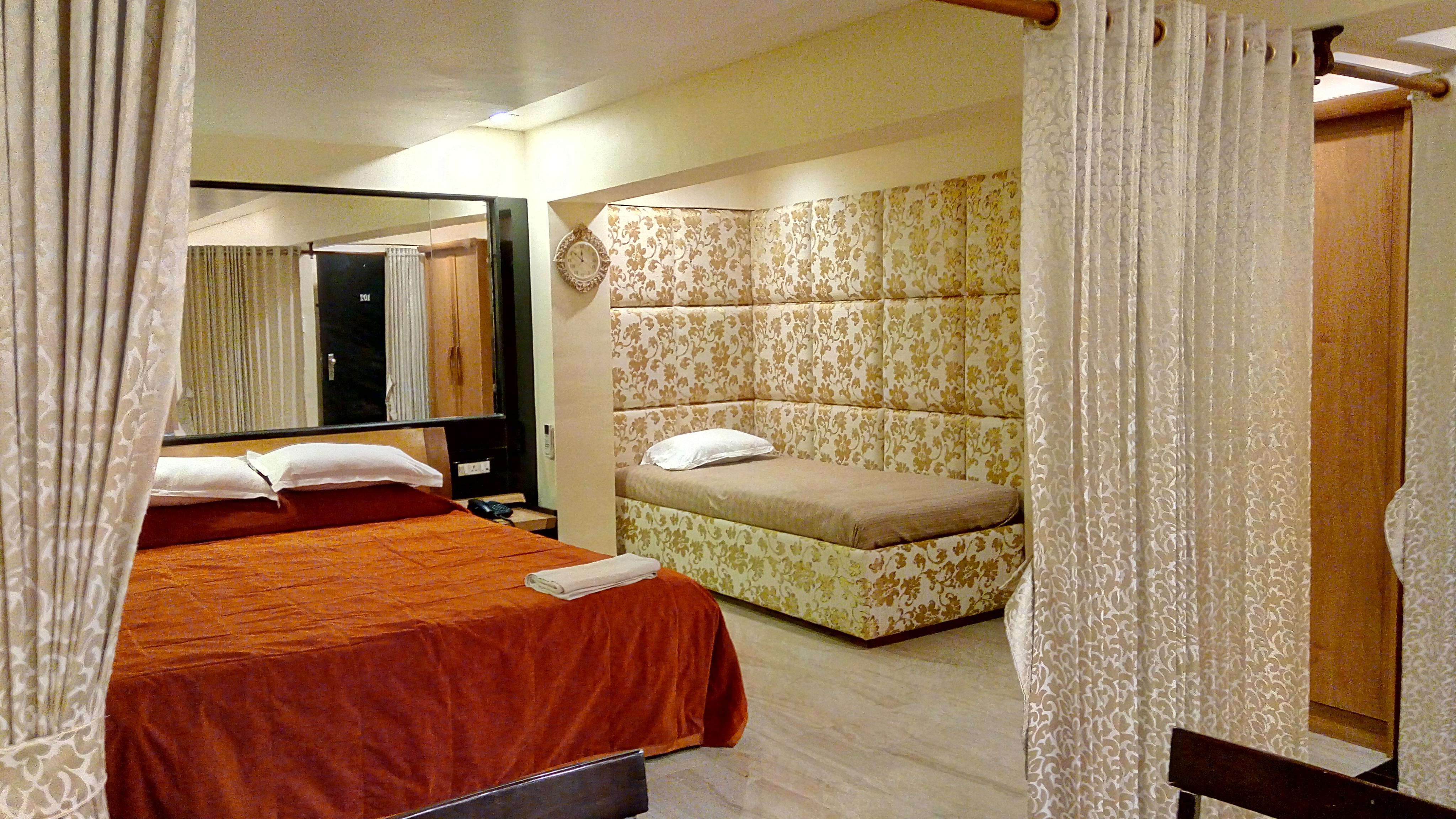 Metro Palace 3*