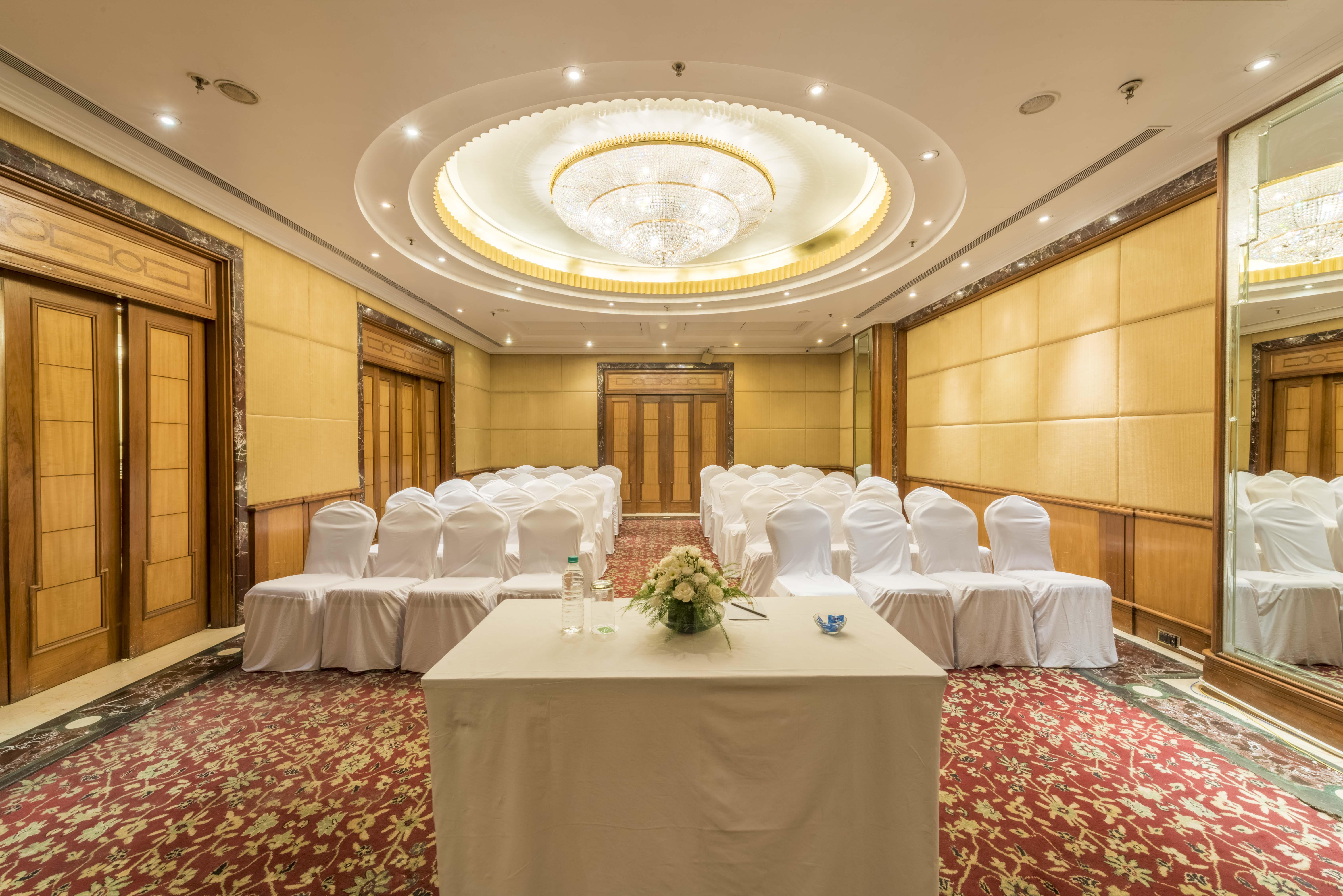 Hotel Parle International