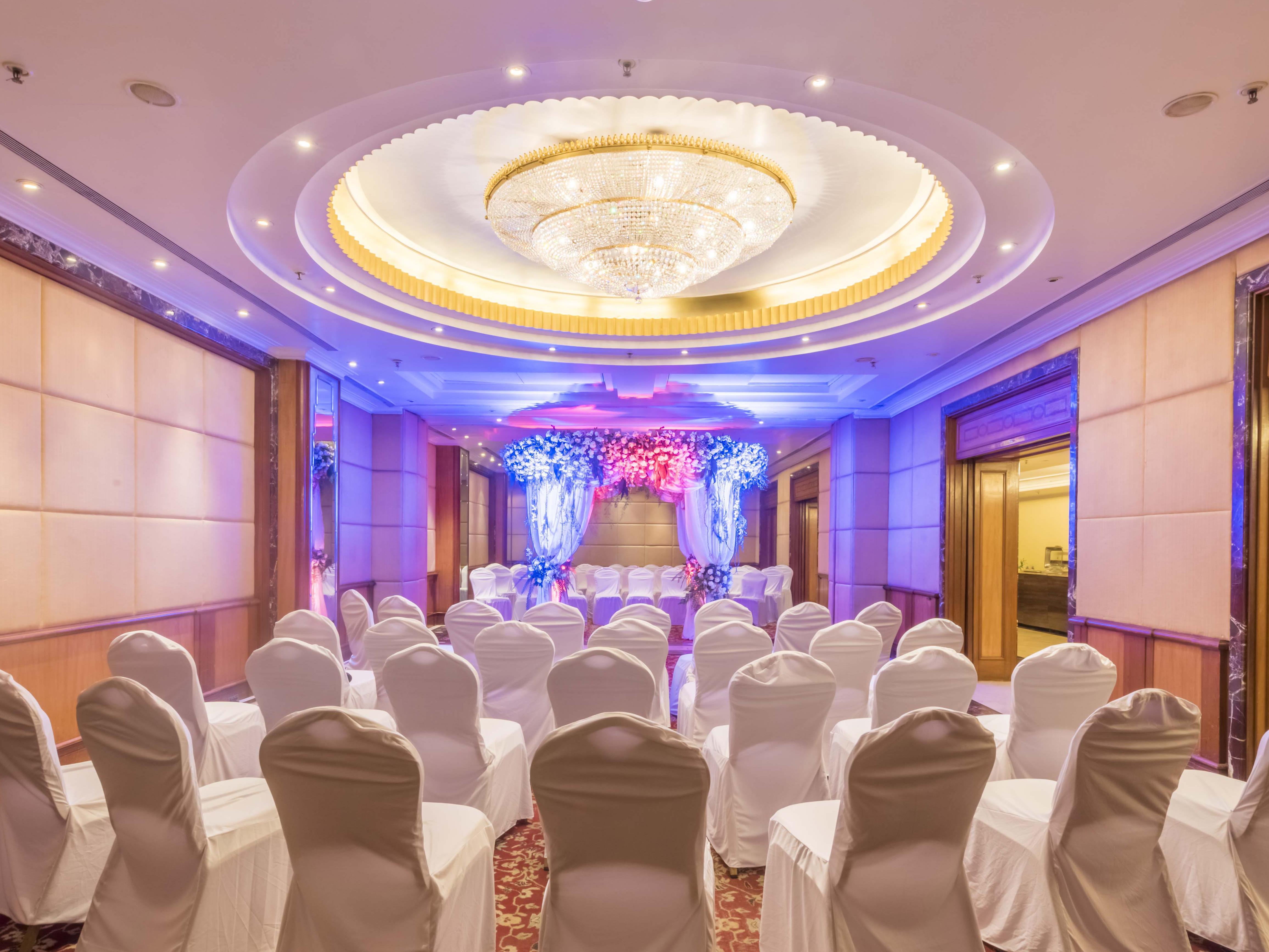 Hotel Parle International 3*