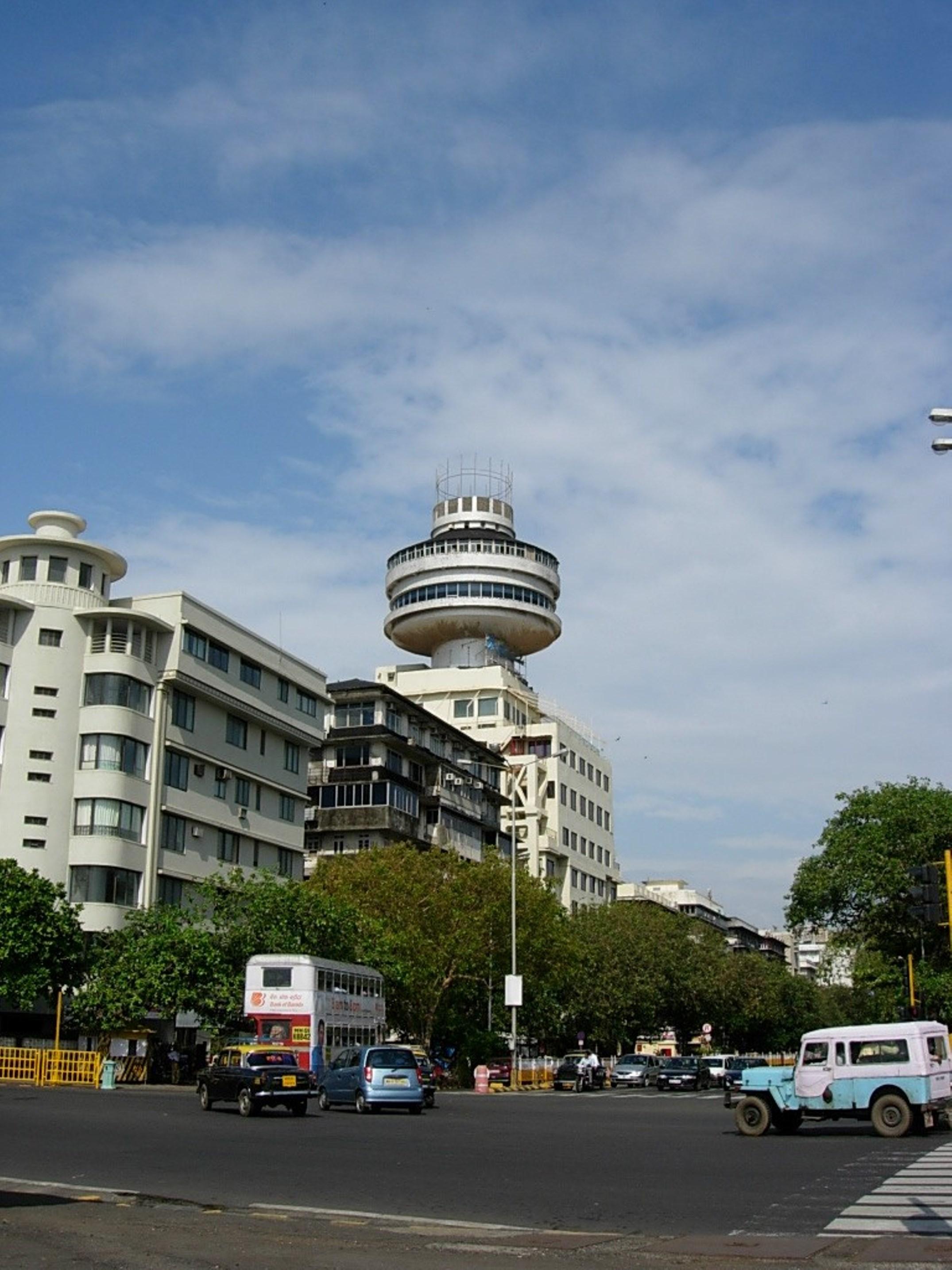 Hotel The Ambassador, Marine Drive, 4*