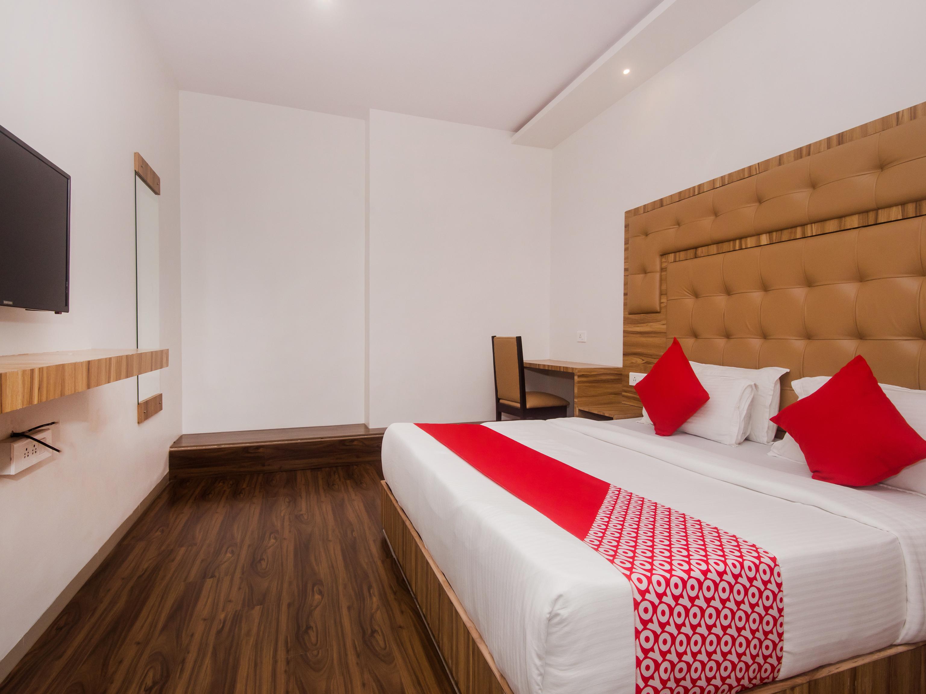 Oyo 22039 Bkc Grand 2* Mumbai
