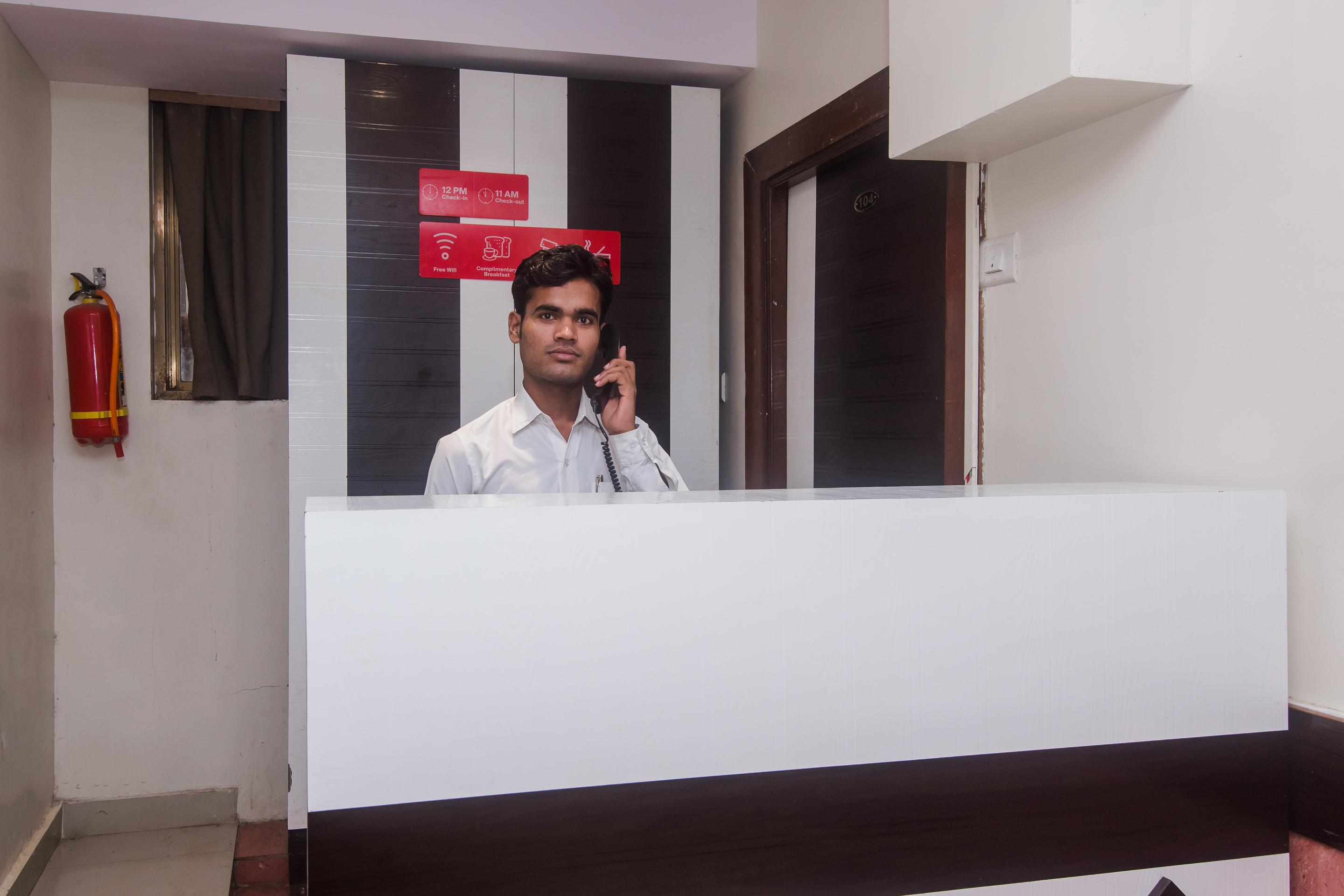 Hotel Oyo 22039 Bkc Grand