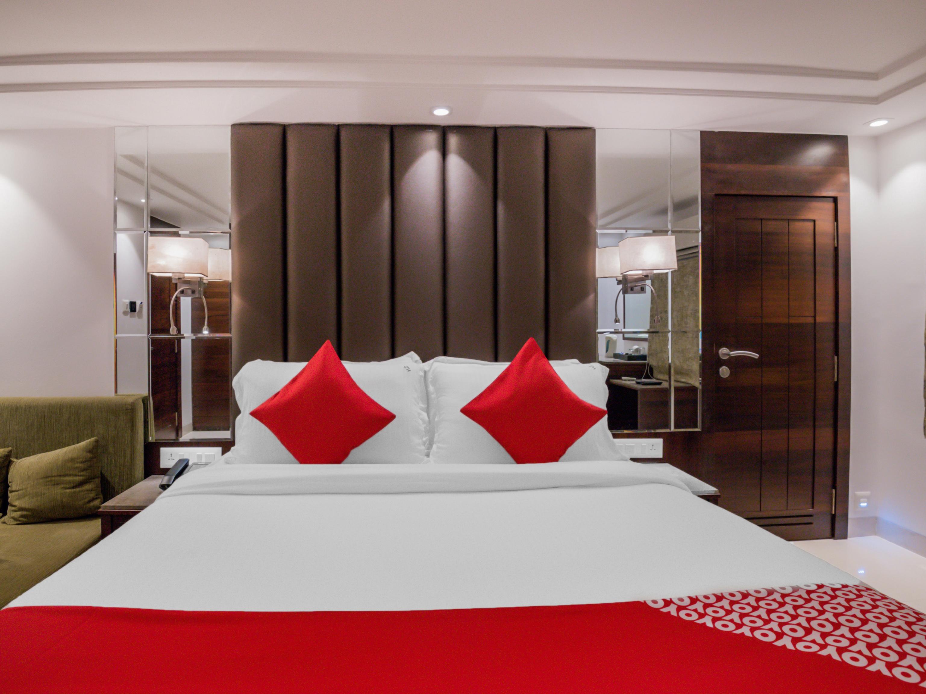 Oyo Flagship 18252 Supreme Cuffe Parade Hotel Mumbai